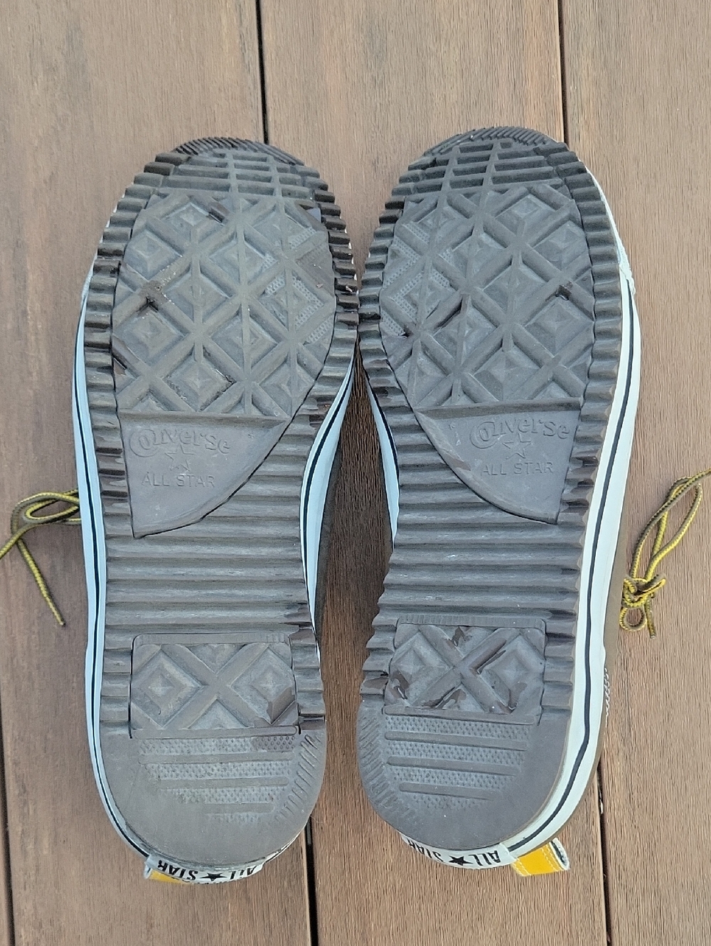 Converse Chuck Taylor City Hiker Leather High-Top Sneakers - Picture 8 of 8